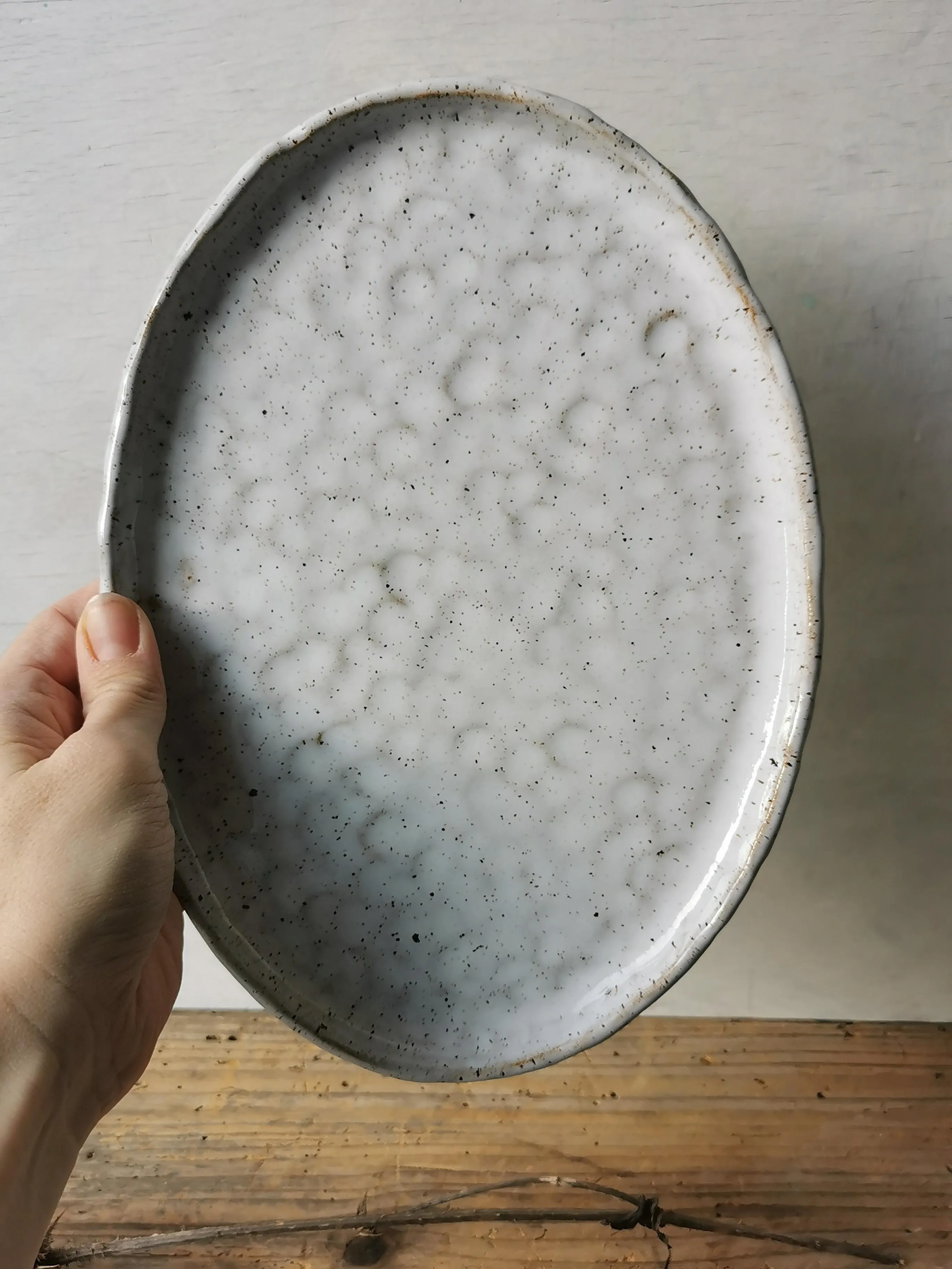 Pinched serving platter