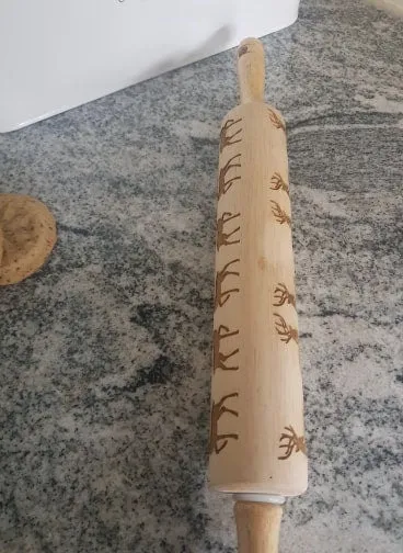 Reindeer, Deer, 10 Inch Rolling Pin, Embossed, Engraved, Wooden Rolling Pin, Cookie Stamp, Laser, Hardwood, pottery texture